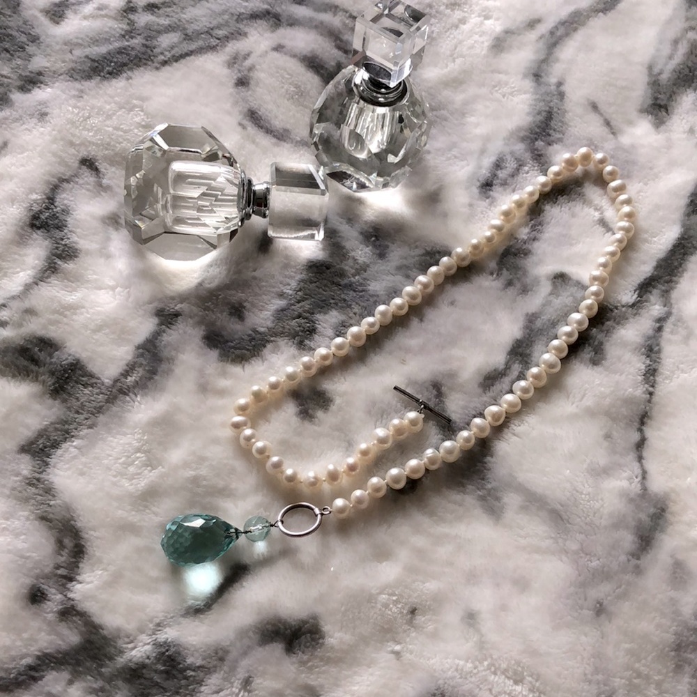 NWOT 19” 6mm pearl toggle necklace